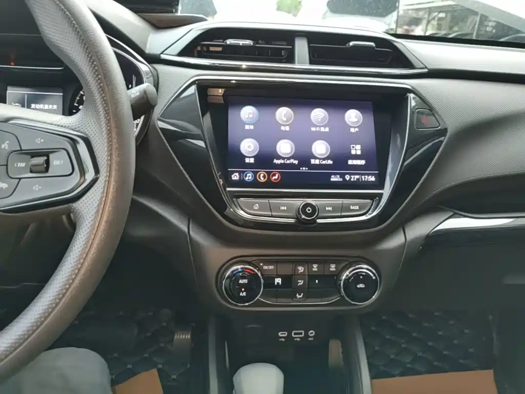 Chevrolet Tracker — миниатюра 13