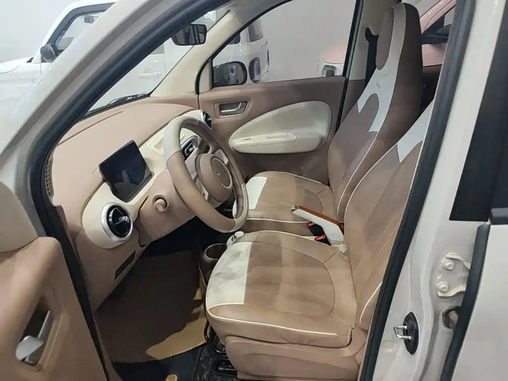 Wuling MINIEV — миниатюра 15