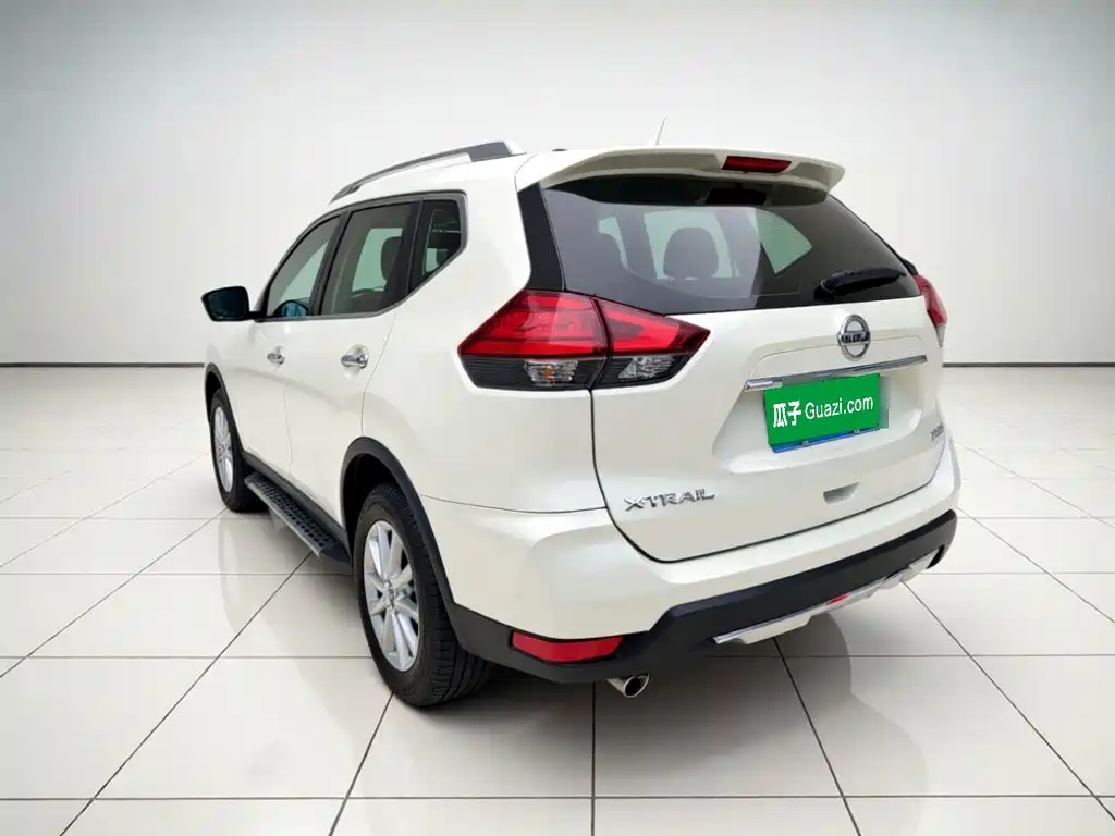 Nissan X-Trail — миниатюра 4