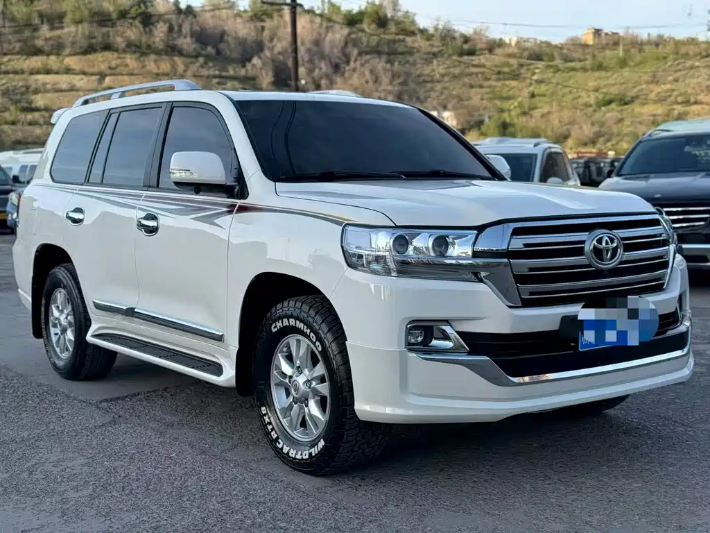 Toyota Land Cruiser 2012 4.0L AT VX