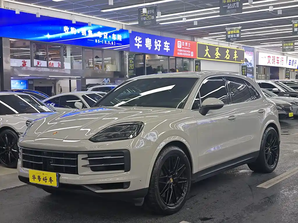 Porsche Cayenne 2023