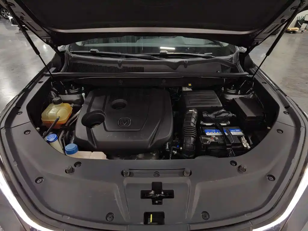 Changan Changan CS75PLUS — миниатюра 6