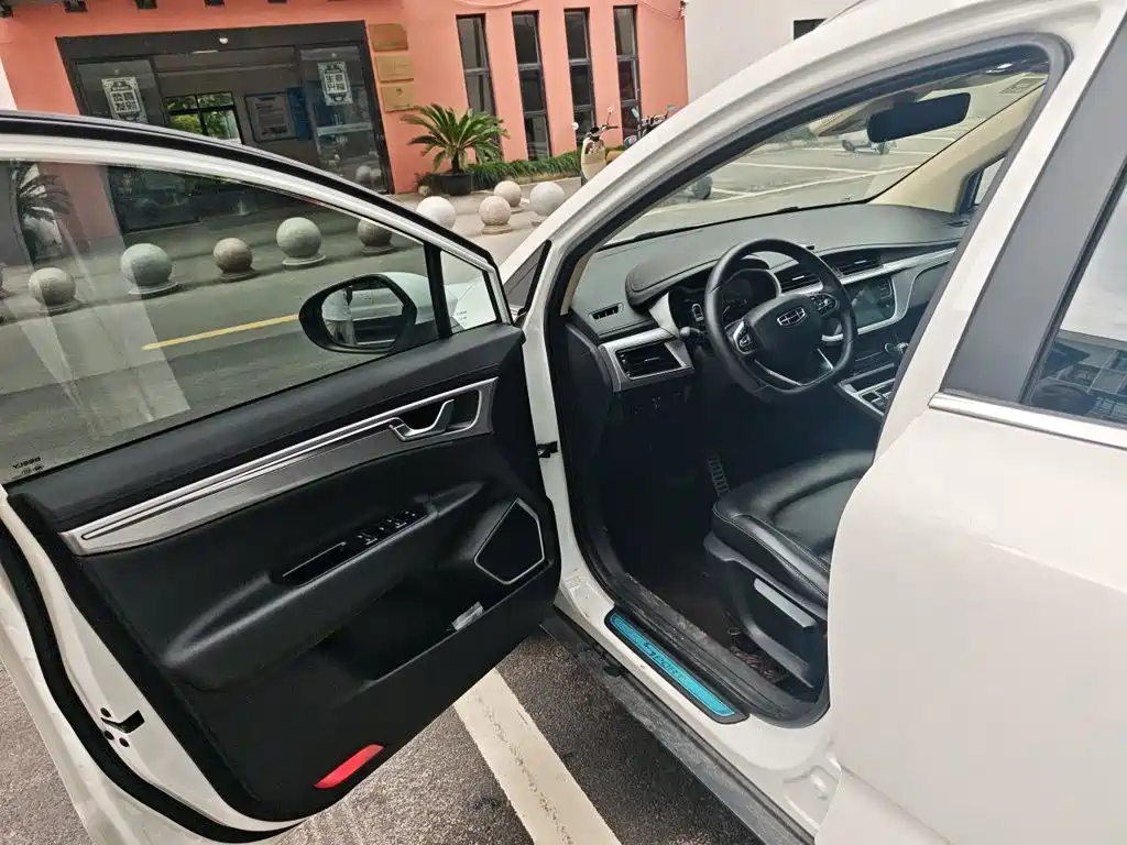 Geely Emgrand GS — миниатюра 14