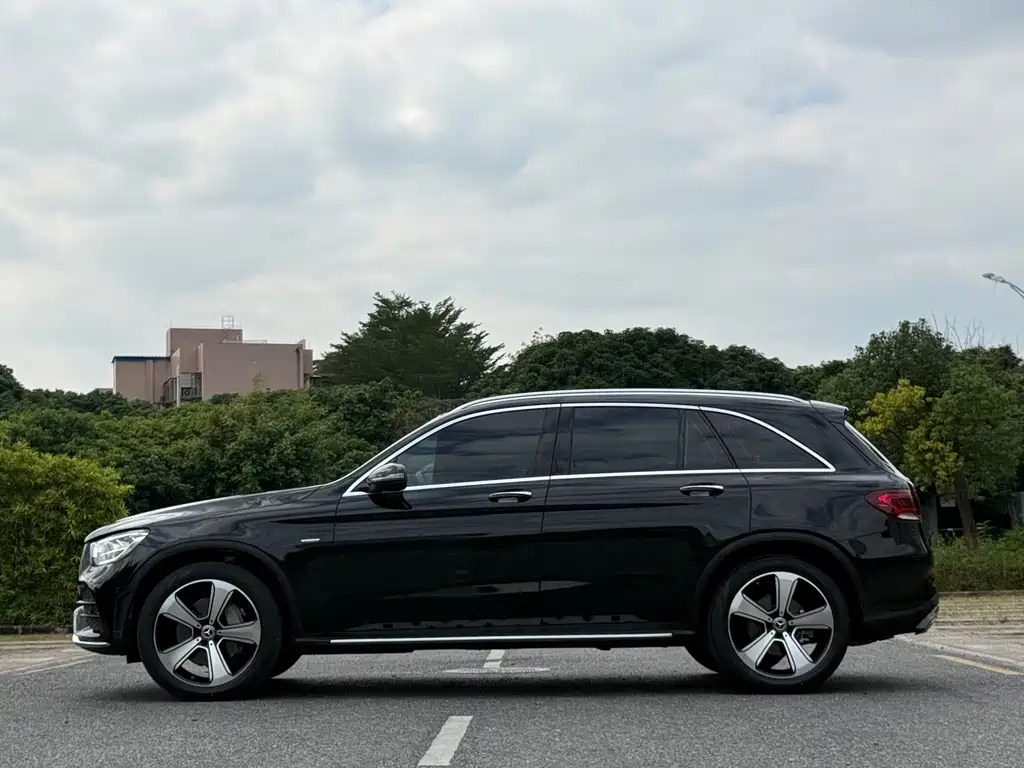 Mercedes-Benz GLC — миниатюра 13
