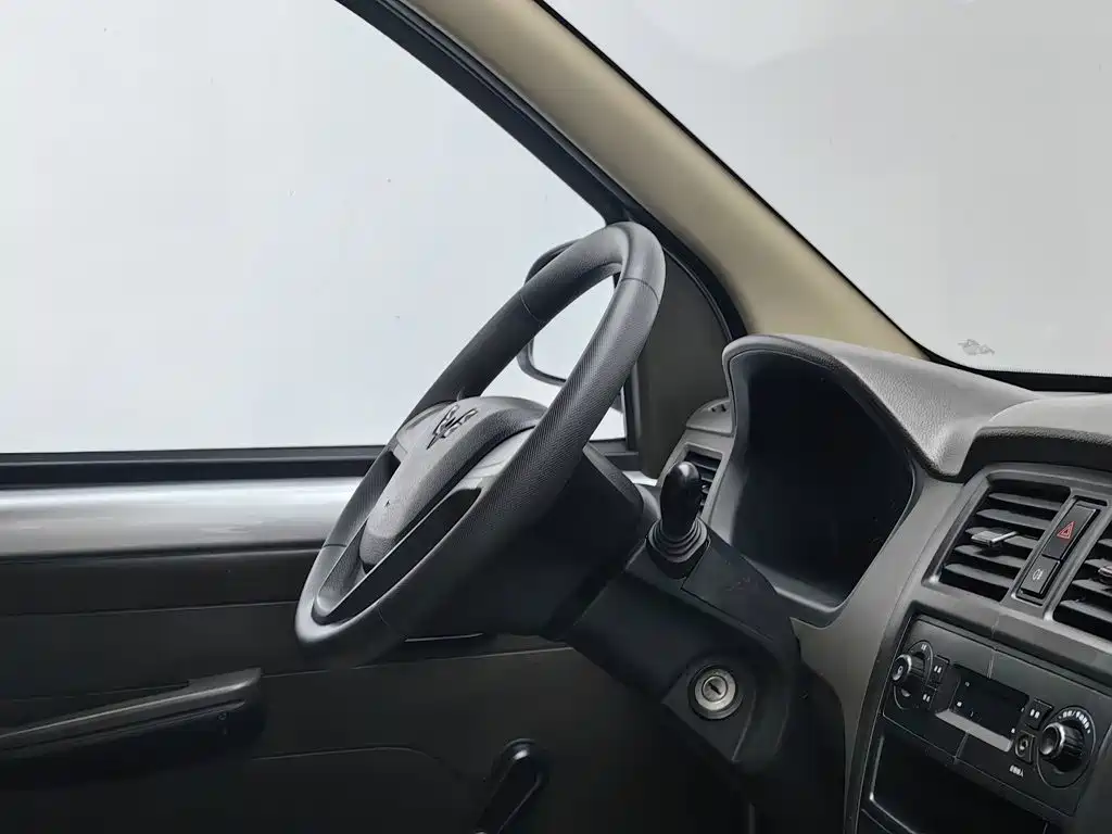 Wuling Rongguang S — миниатюра 22