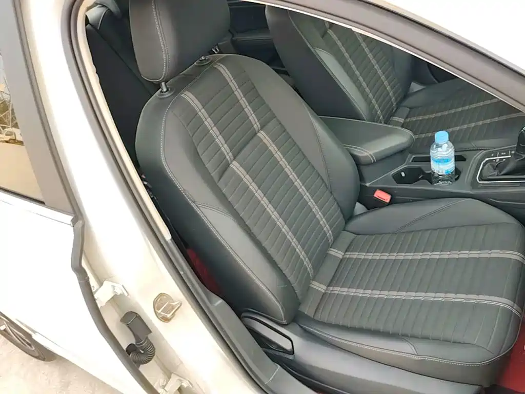 Volkswagen Lavida — миниатюра 25