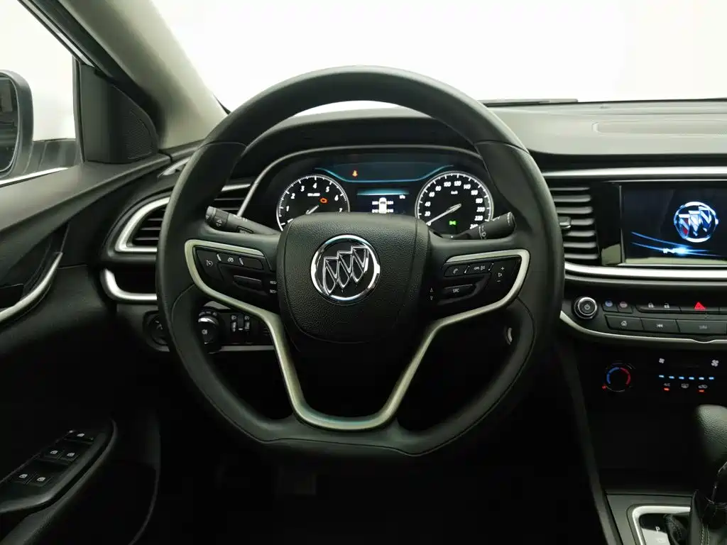 Buick Excelle — миниатюра 11