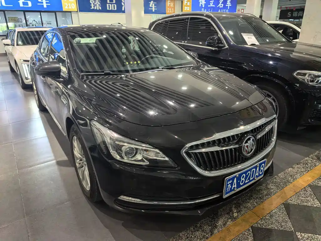 Buick LaCrosse — миниатюра 2