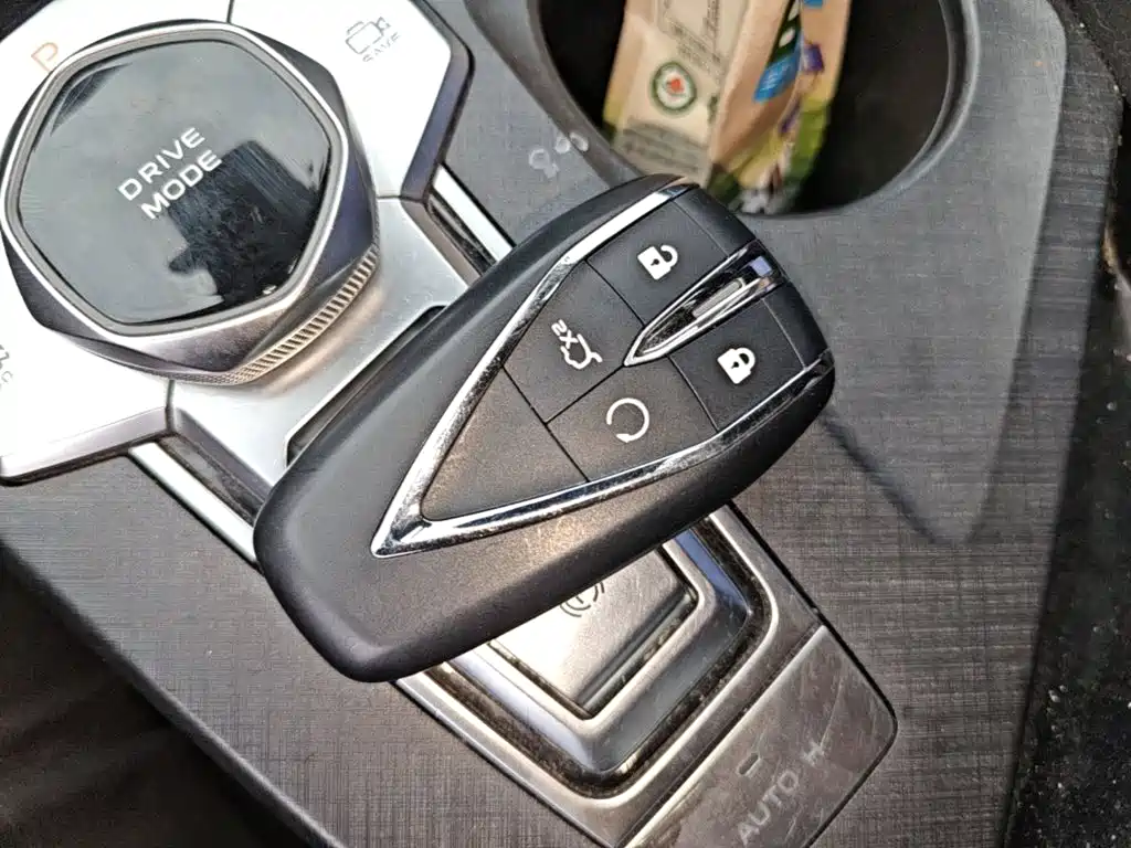 Changan UNI-V — миниатюра 9