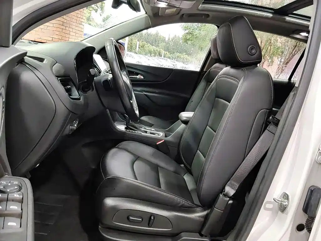 Chevrolet Equinox — миниатюра 9