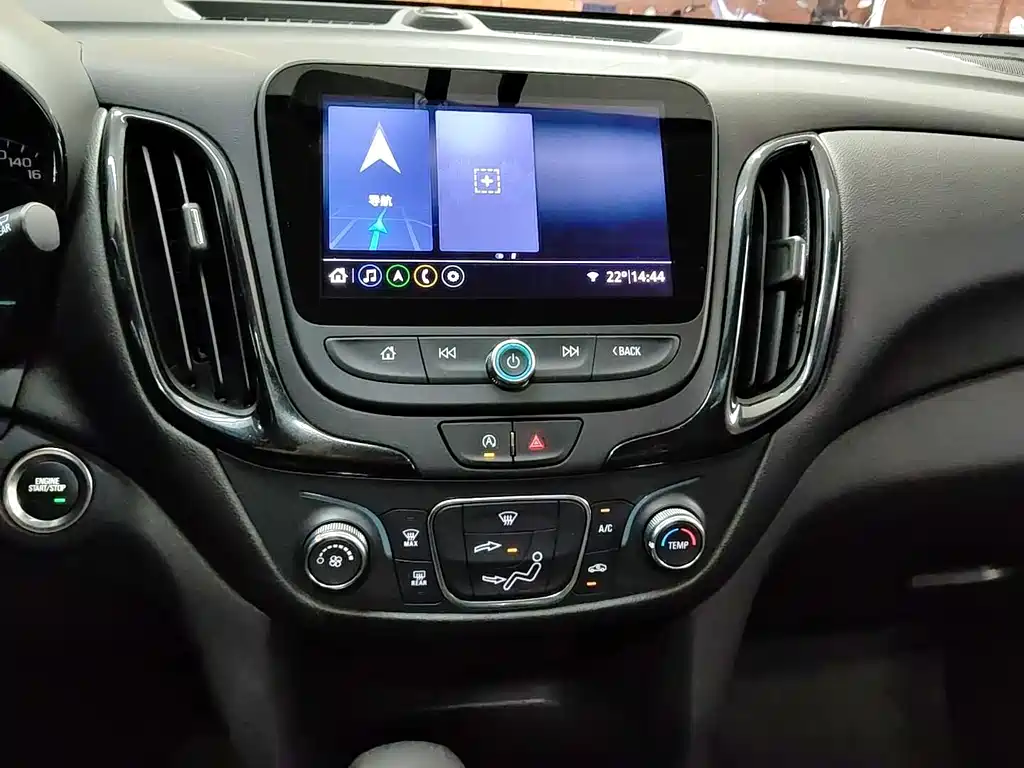Chevrolet Equinox — миниатюра 14