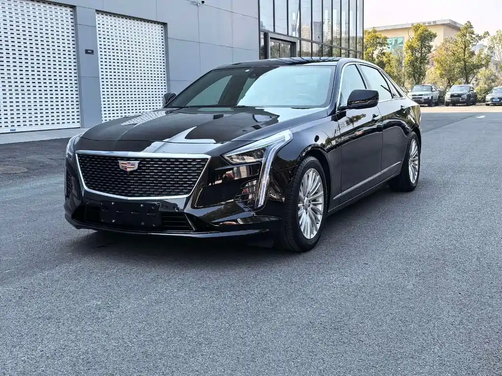 CADILLAC CT6