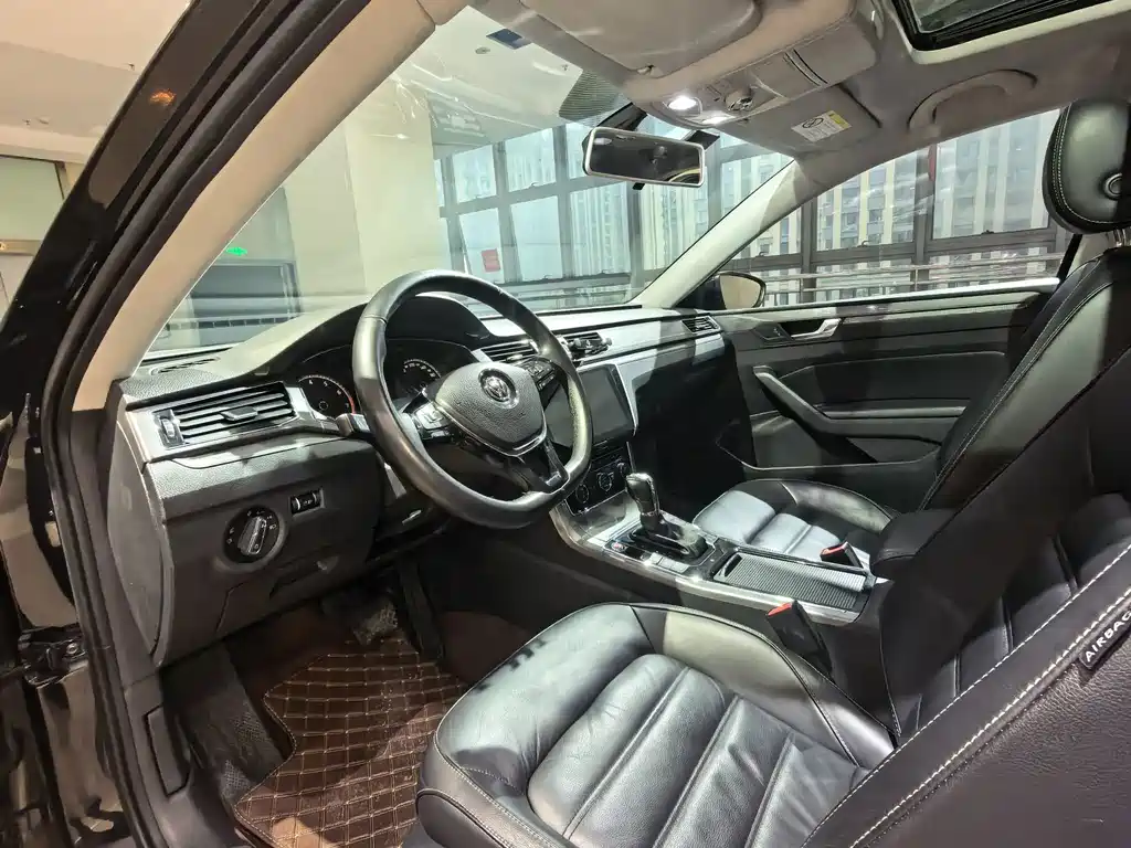Volkswagen Passat — миниатюра 4