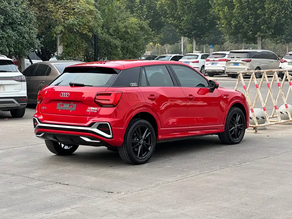 Audi Q2L — миниатюра 5