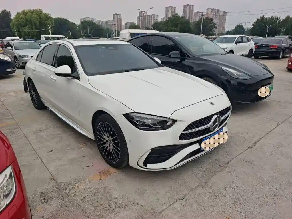 Mercedes-Benz C-Class — миниатюра 3