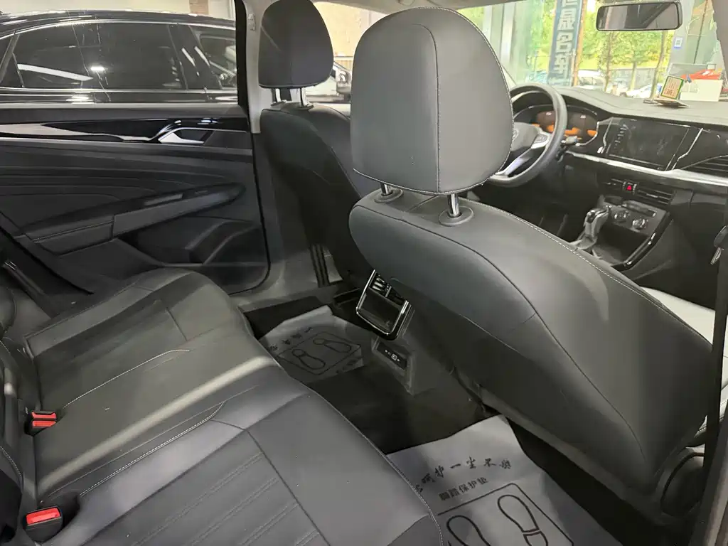 Volkswagen Passat — миниатюра 12