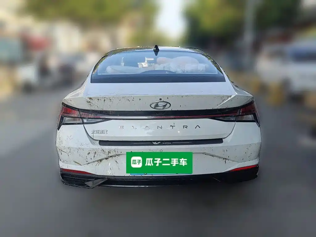 Hyundai Elantra — миниатюра 3