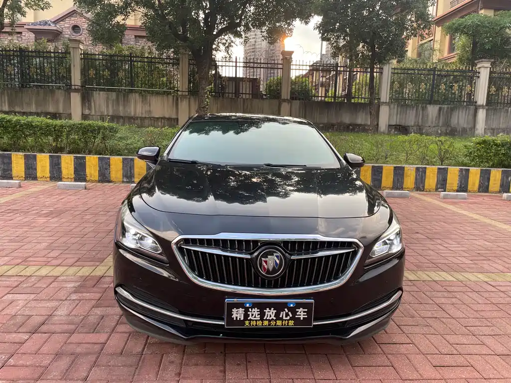 Buick LaCrosse — миниатюра 2