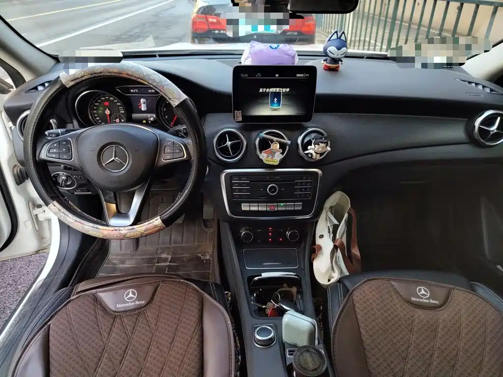 Mercedes-Benz GLA — миниатюра 10