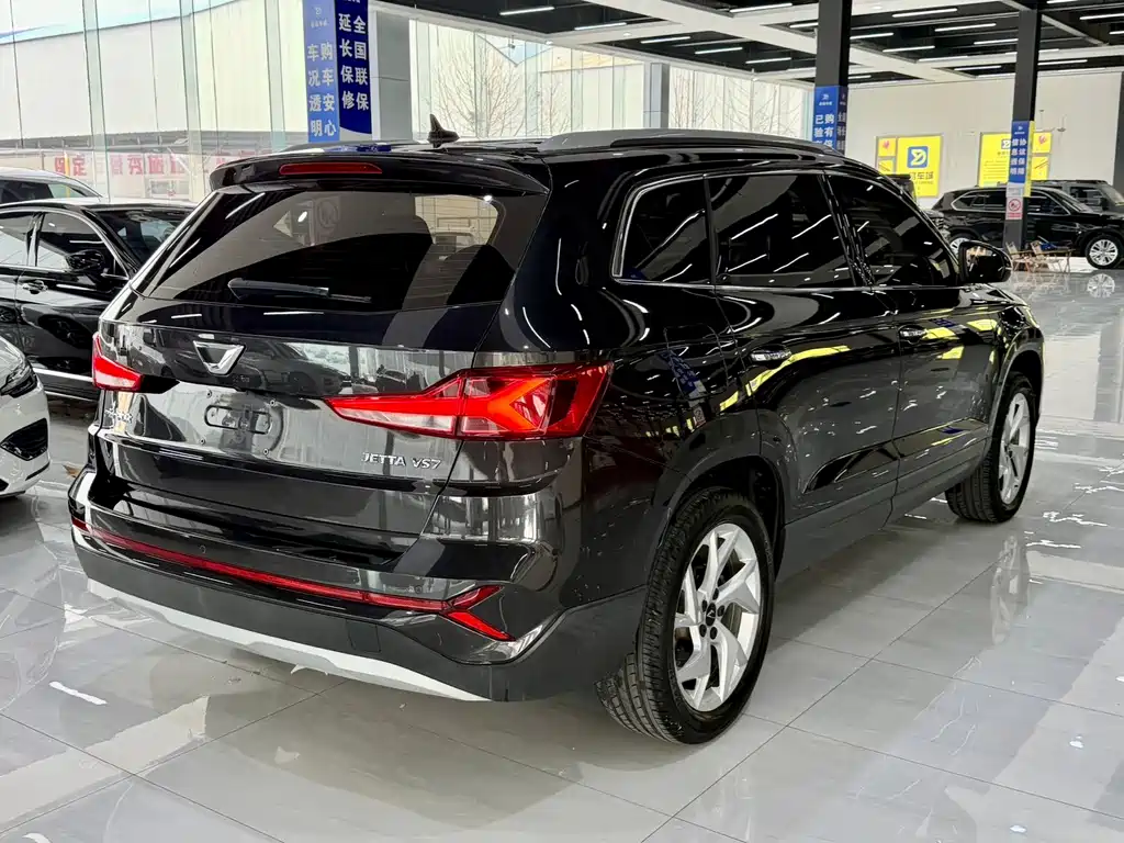 JETTA VS7