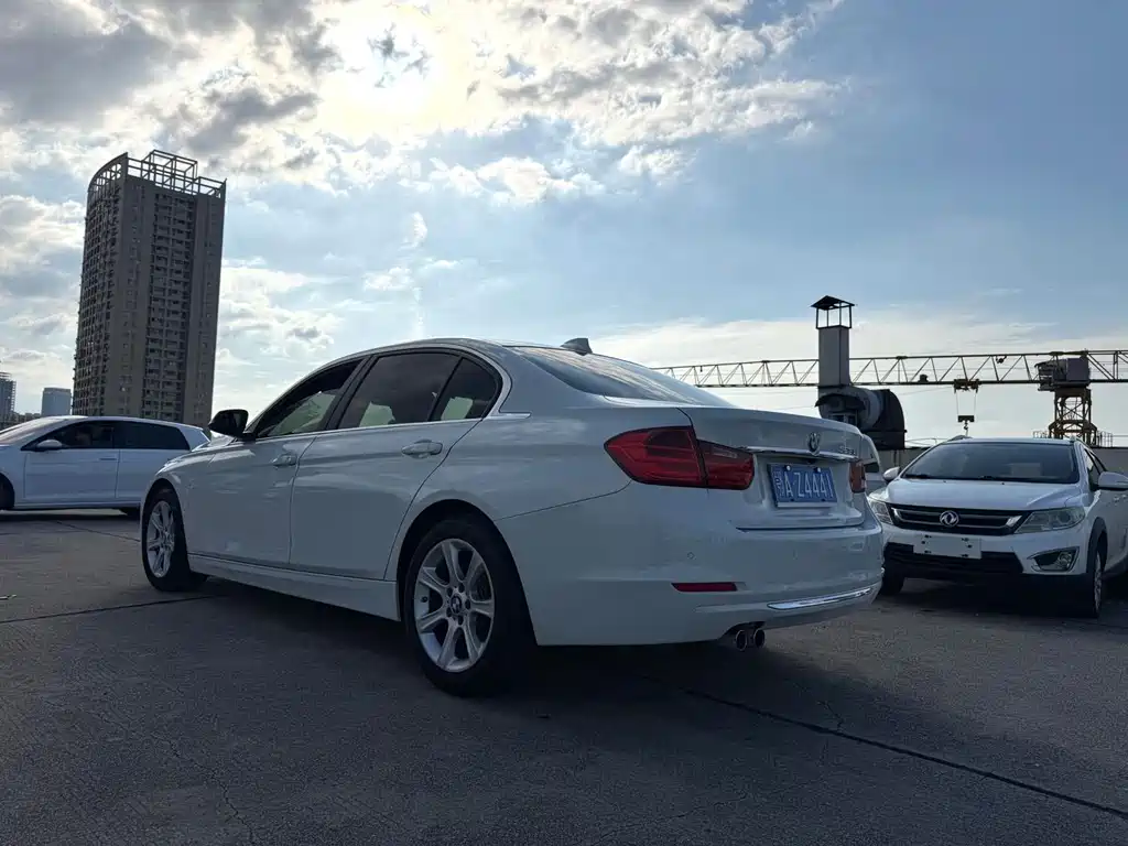 BMW 3 Series — миниатюра 20