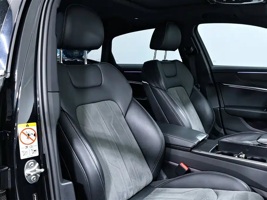 Audi A6L — миниатюра 8