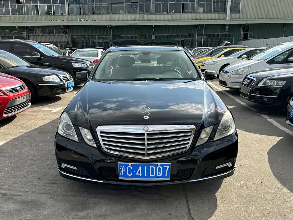 Mercedes-Benz E-Class (Import) — миниатюра 2
