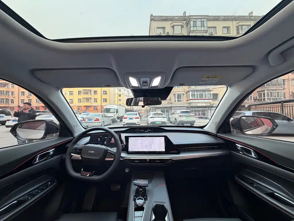 CHANGAN CHANGAN AUCHAN Z6