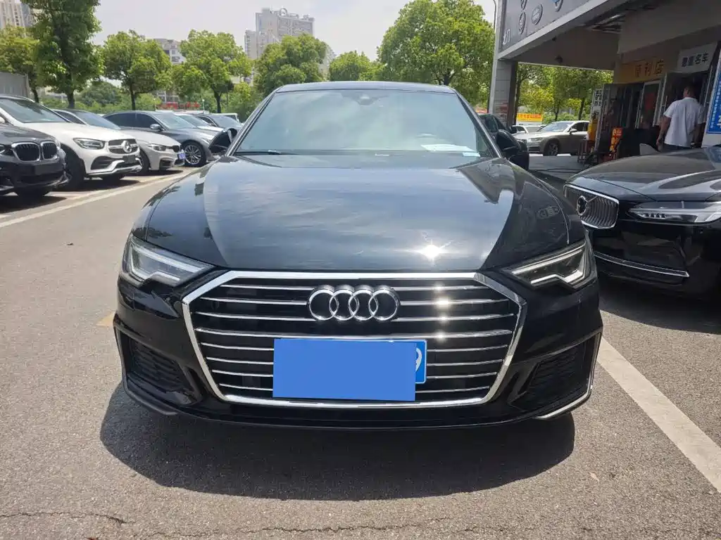Купить Audi A6L
