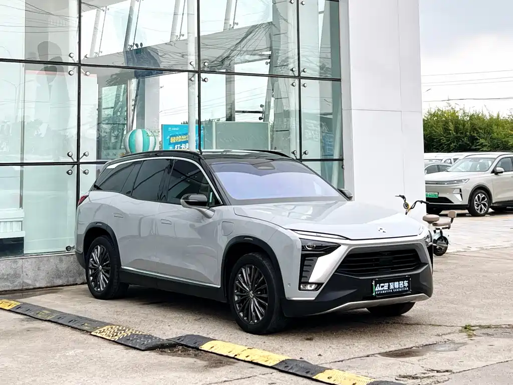 NIO NIO ES8