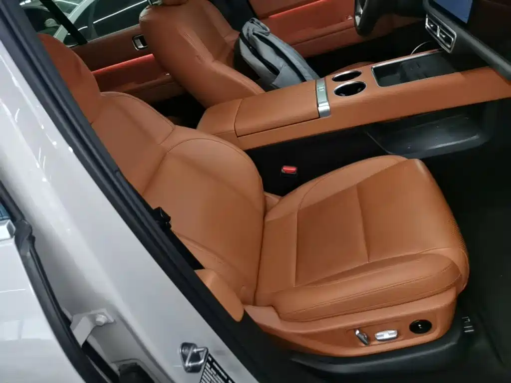 Li Auto Li L6 — миниатюра 25