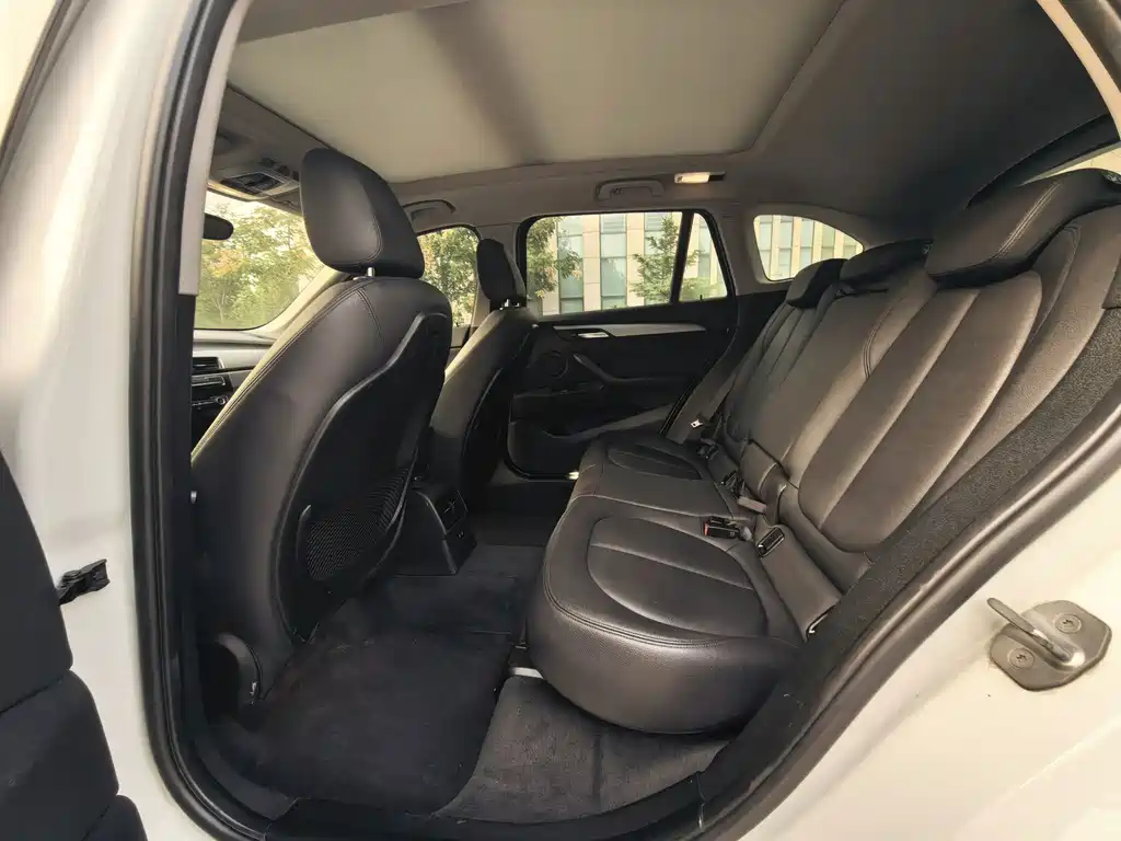 BMW X1 — миниатюра 7