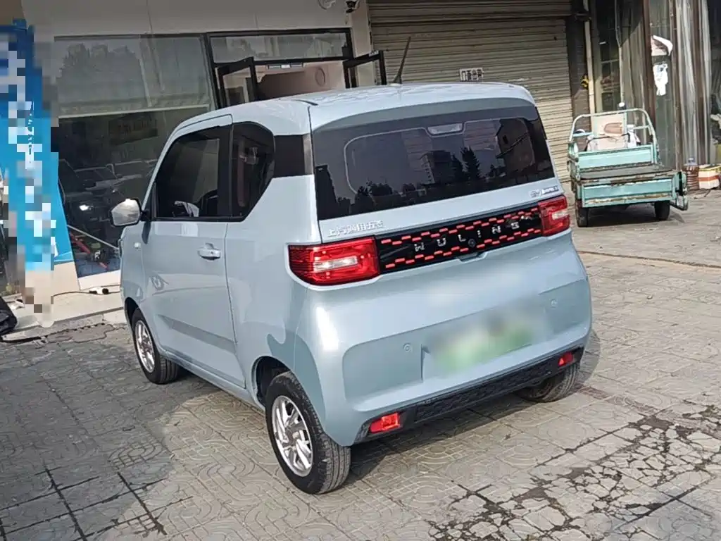 Wuling MINIEV — миниатюра 5