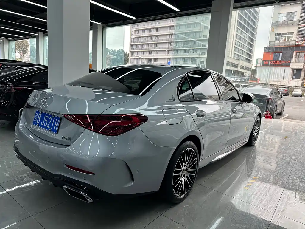 MERCEDES-BENZ C CLASS