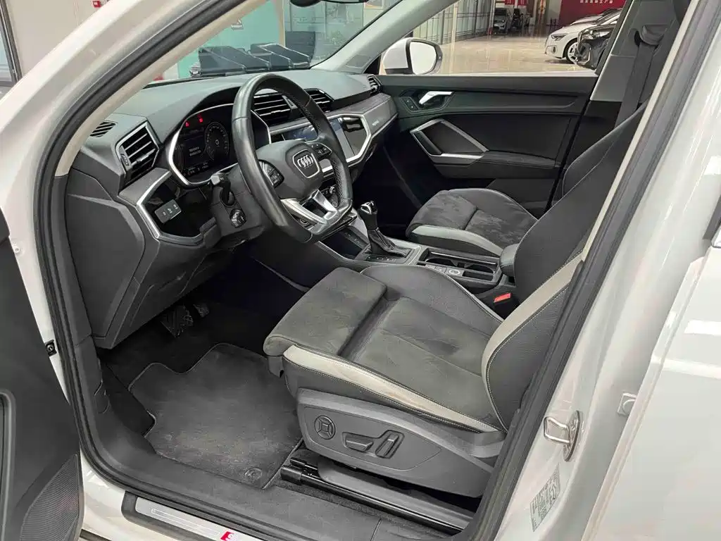 Audi Q3 — миниатюра 14