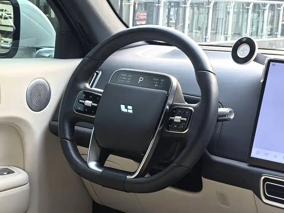 Li Auto IDEAL L7