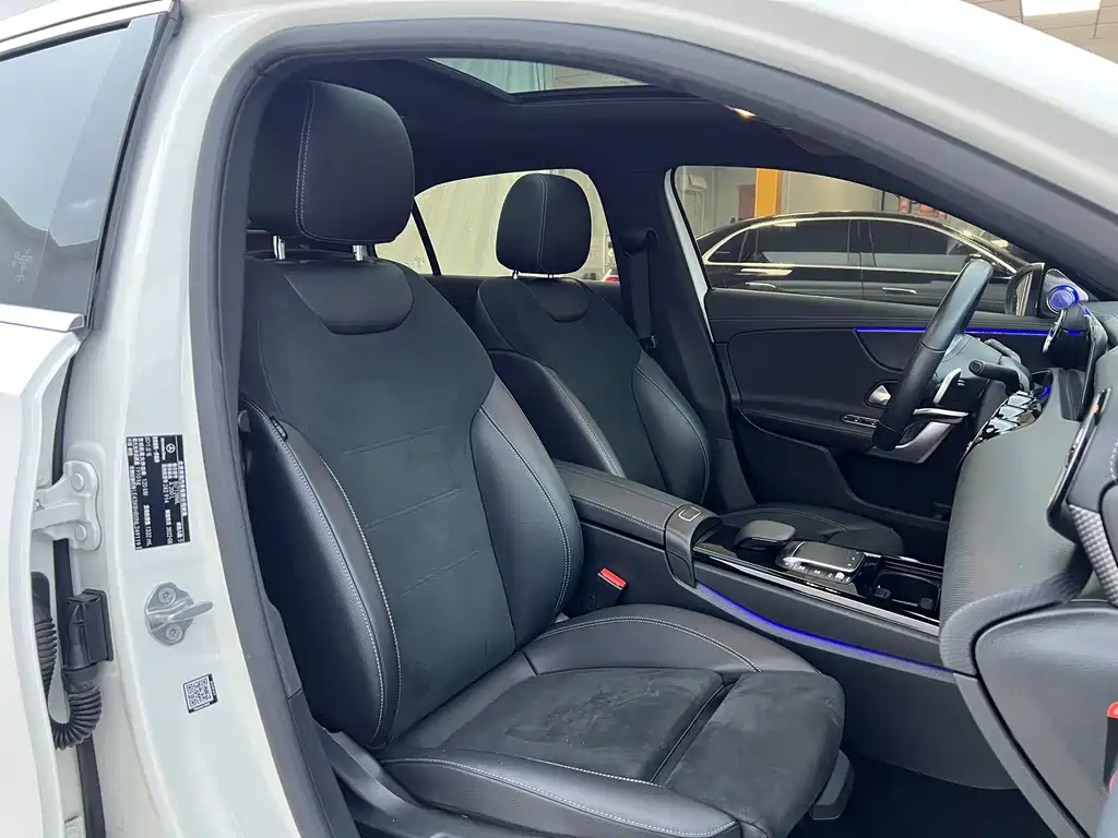 MERCEDES-BENZ A CLASS