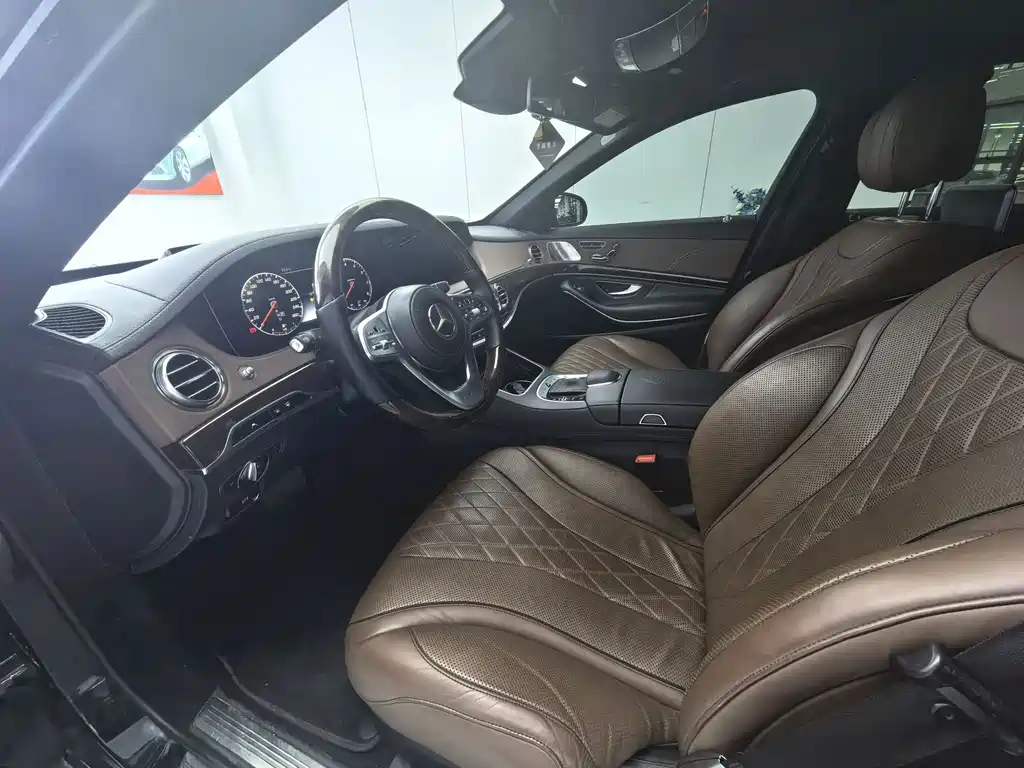 Mercedes-Benz S-Class — миниатюра 8
