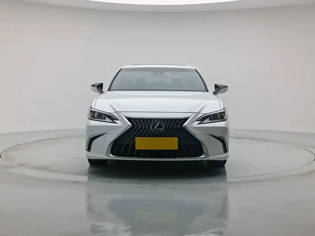 Lexus ES — фотографии объявления, Фото 4