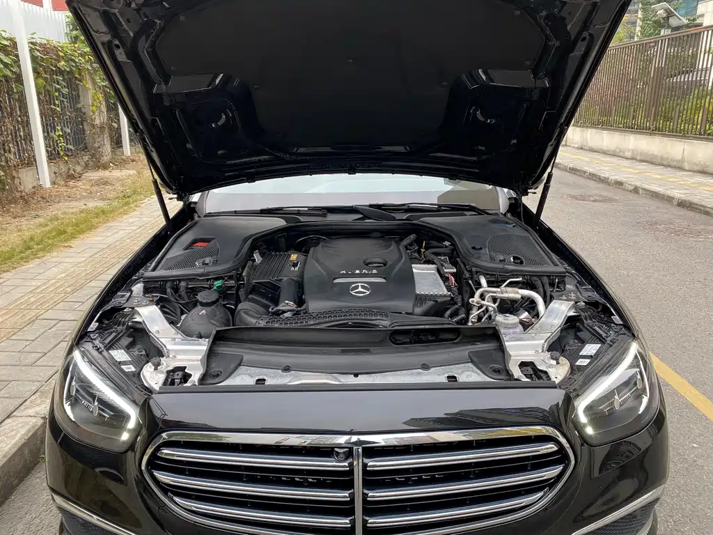 Mercedes-Benz E-Class E 2022 E 350 e L