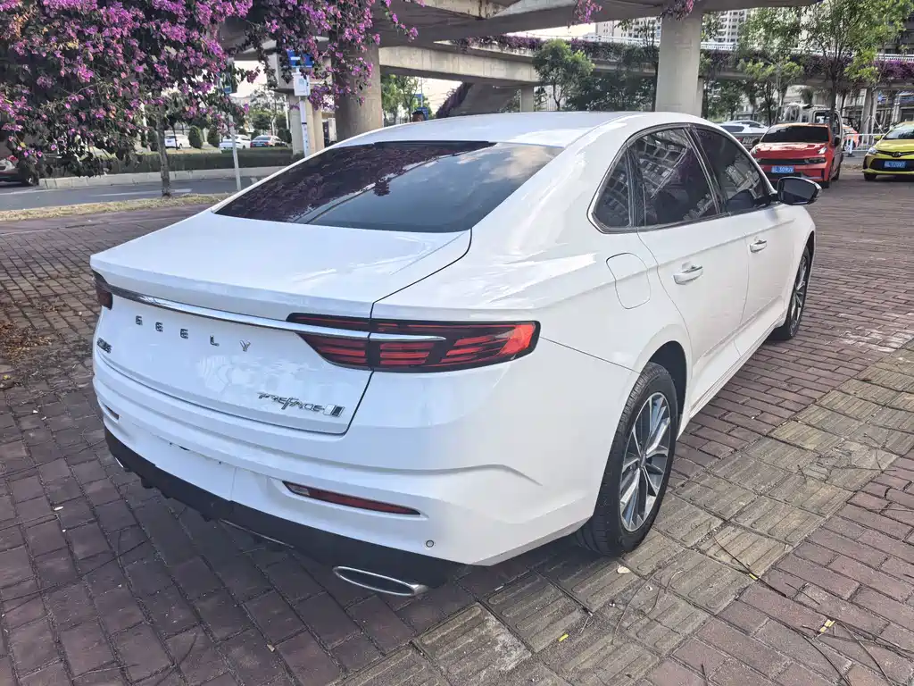 Geely Xingrui — миниатюра 12