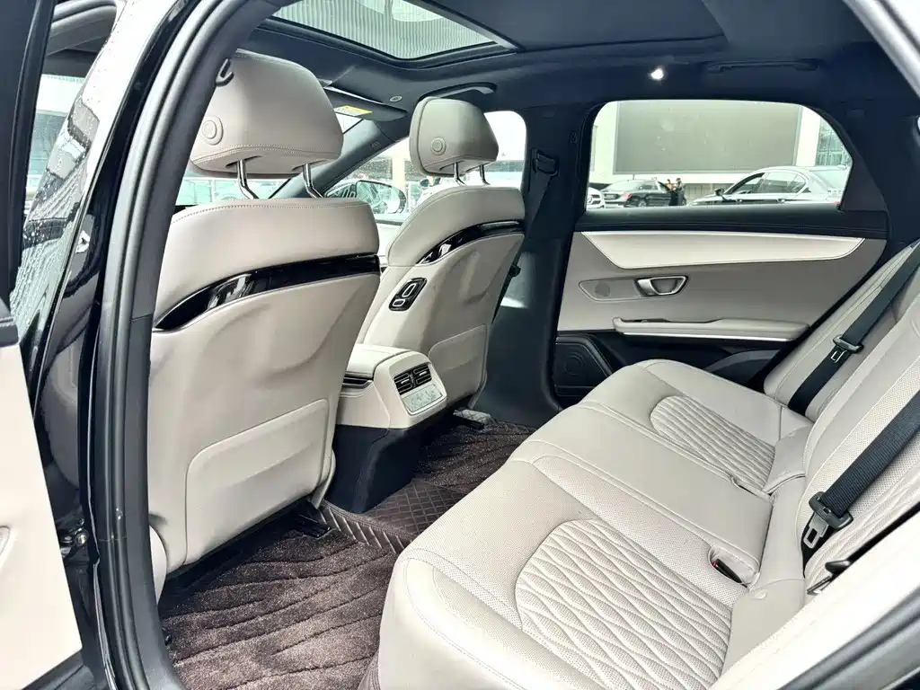 BYD Han — миниатюра 8