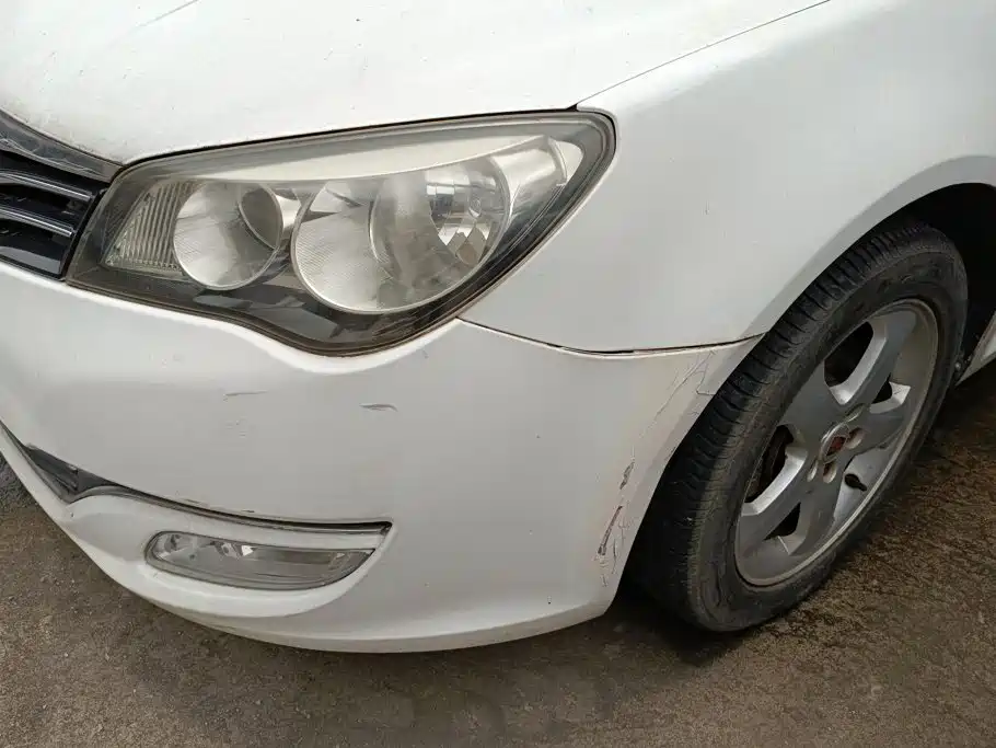 Roewe 350 — миниатюра 5