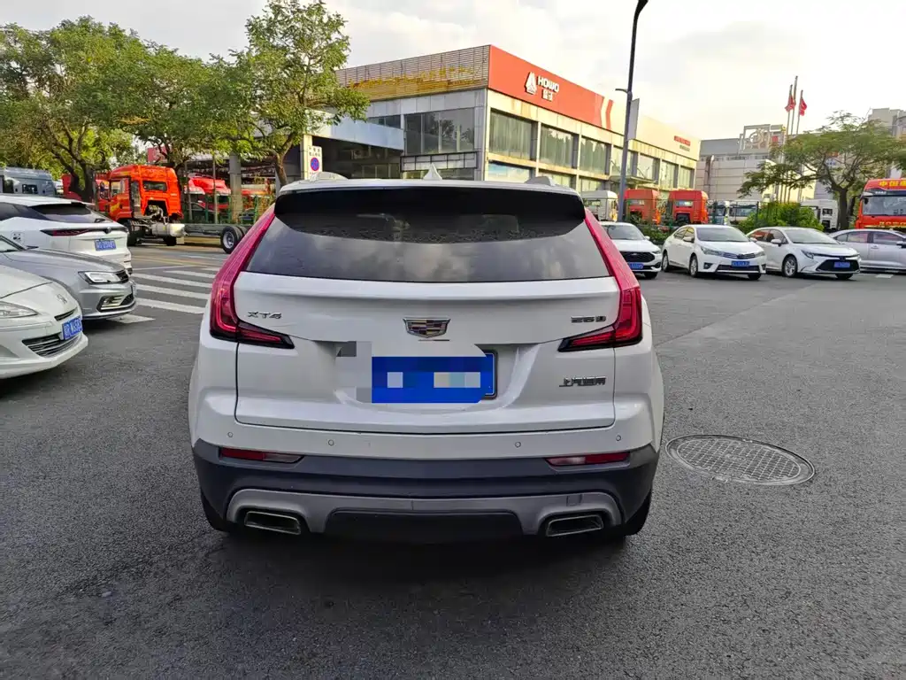 Cadillac XT4 — миниатюра 10