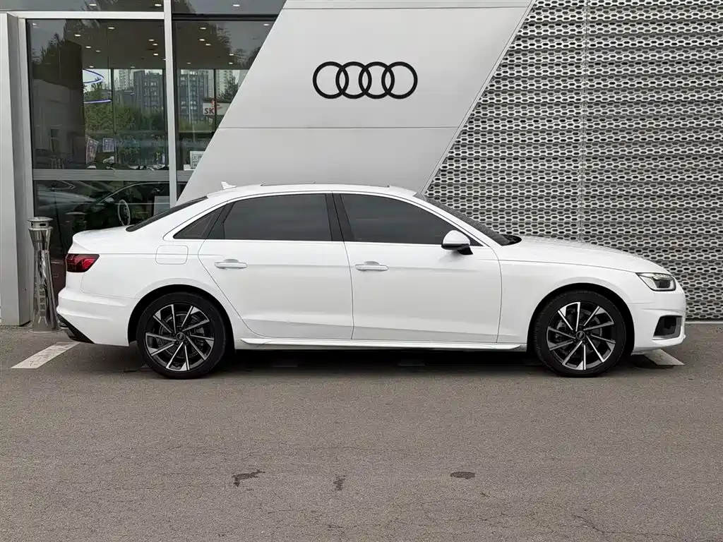 Audi A4L — миниатюра 3