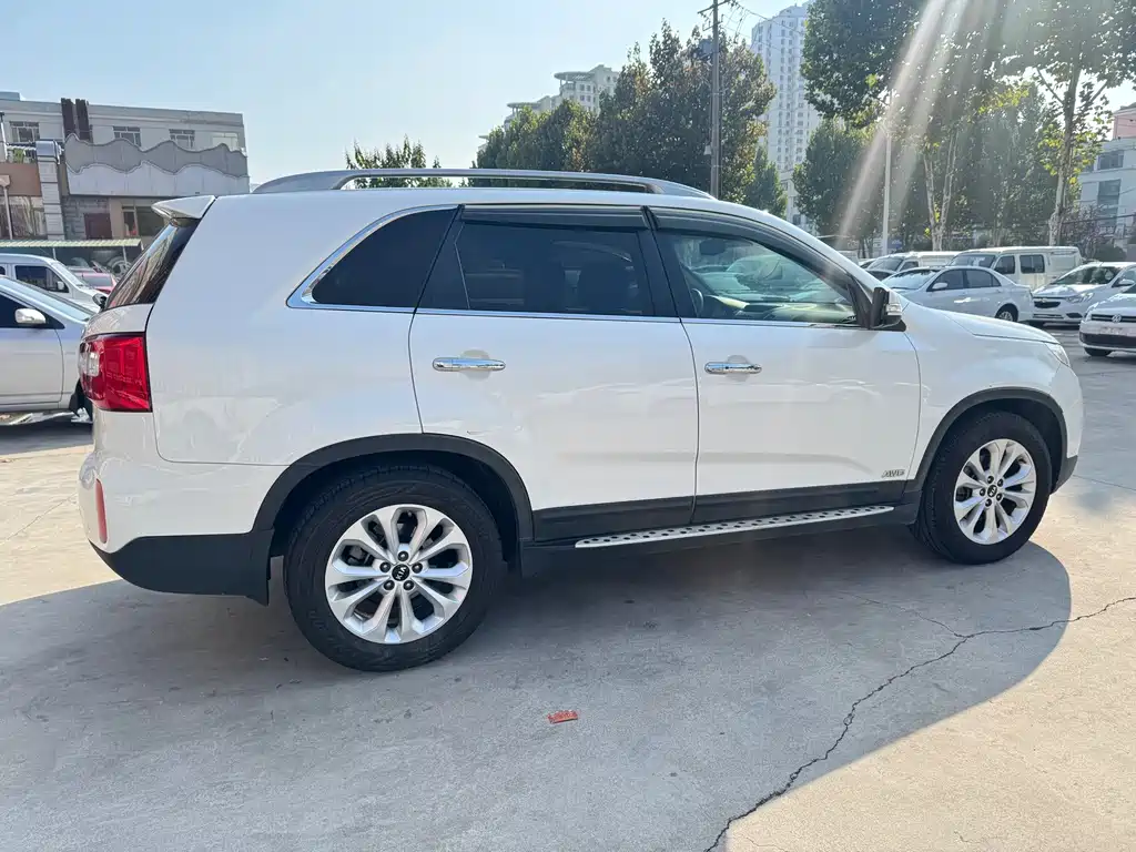Kia Sorento — миниатюра 5
