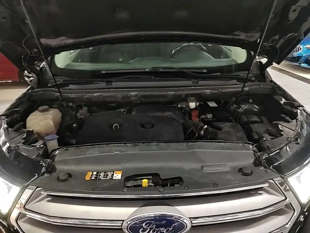 Ford Edge — миниатюра 20