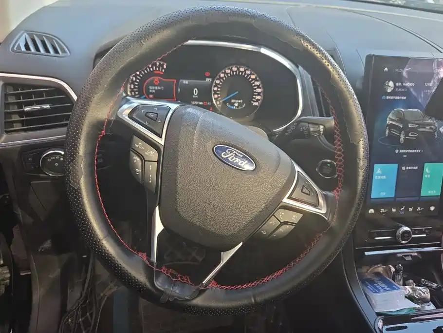 Ford Edge — миниатюра 15