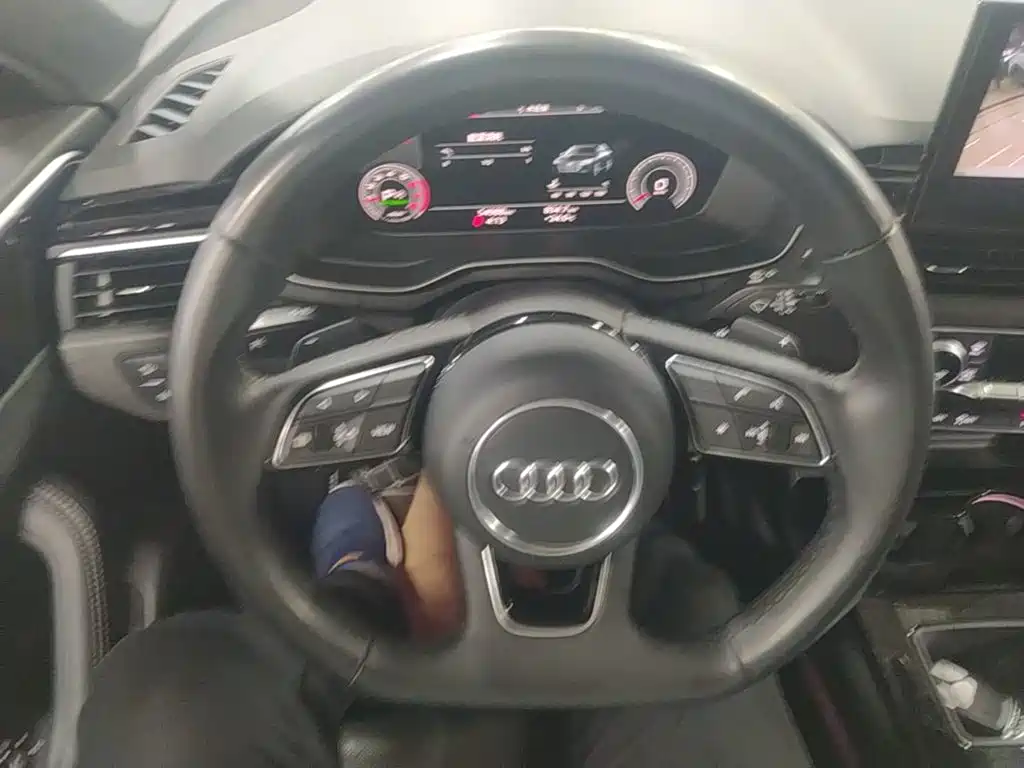 Audi A4L — миниатюра 11