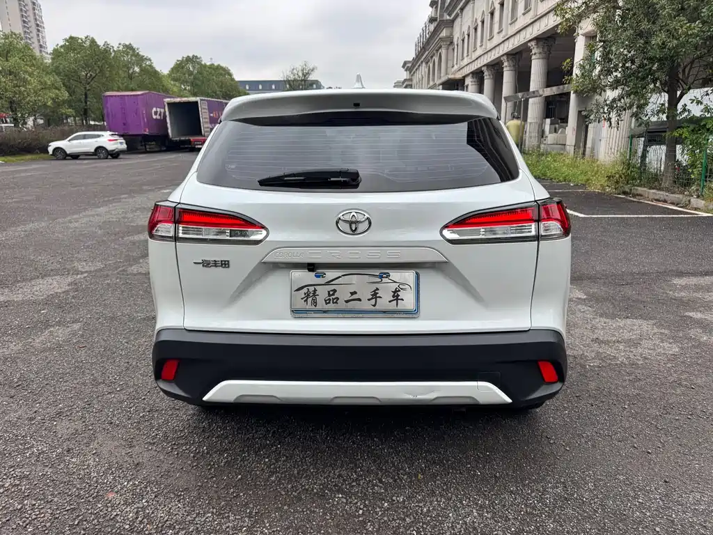 Toyota Corolla Cross — миниатюра 8